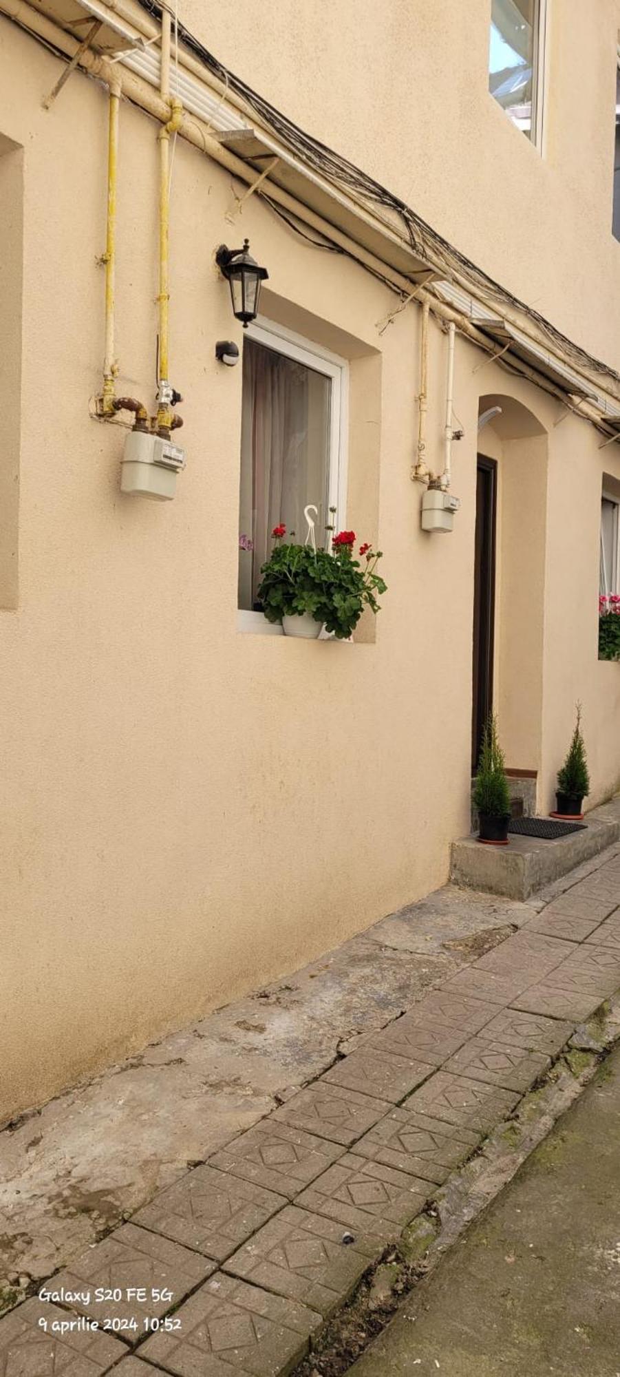 John Residence Apartment Brasov With Parking Option Exterior photo